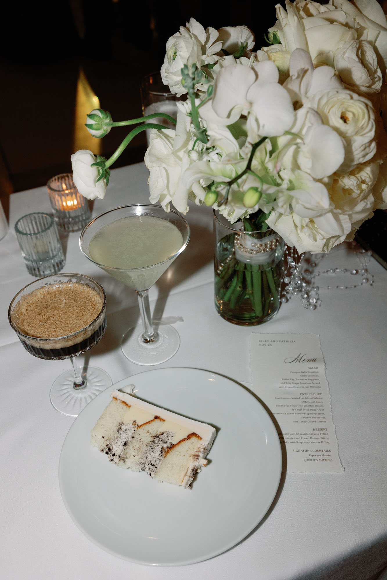 Dinner at Club at the Strand wedding reception by Veronica Costa Photography